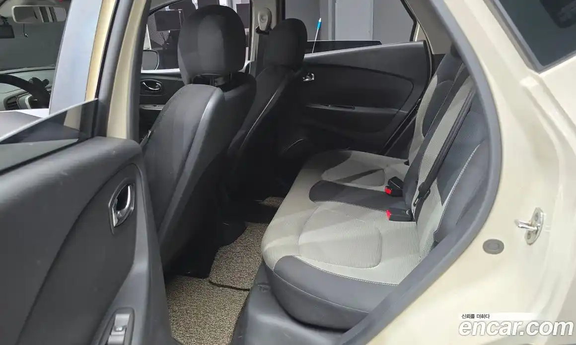 Renault QM3 2014 1.5 гидро в Москве № 1250079, фото 13