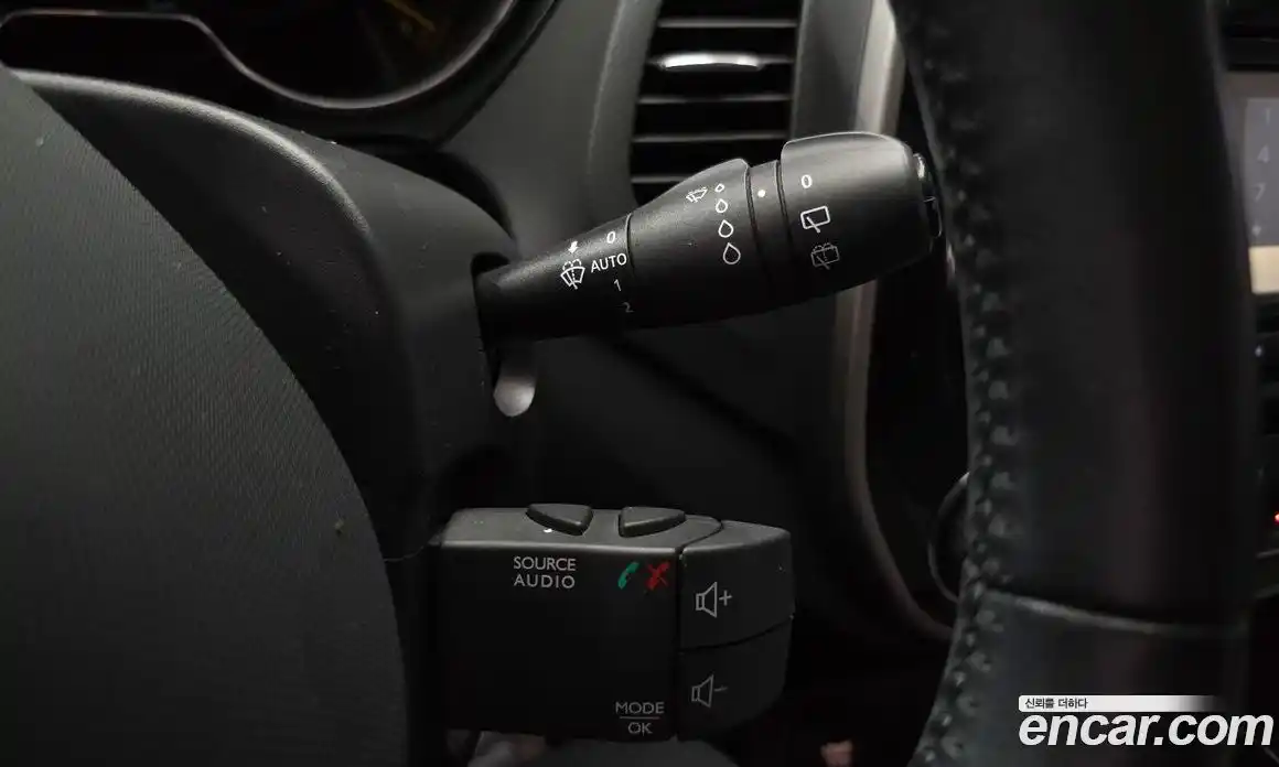 Renault QM3 2014 1.5 гидро в Москве № 1250079, фото 19