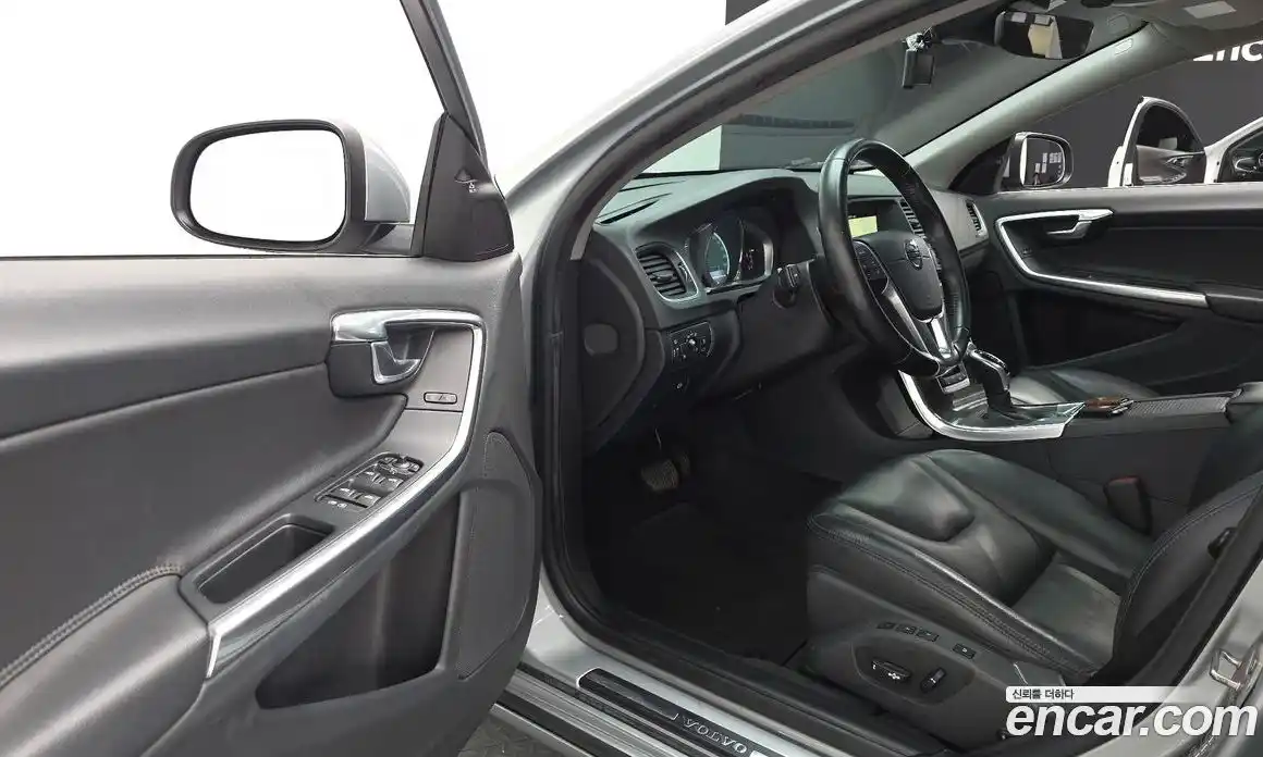 Volvo S60 2016 2.0 гидро в Москве № 1250160, фото 11