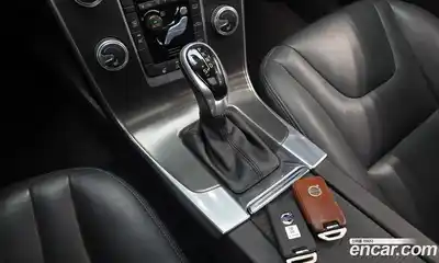 Volvo S60 2016 2.0 гидро в Москве № 1250160, миниатюра 9
