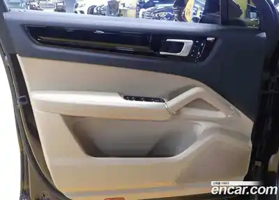 Porsche Cayenne 2019 3.0 гидро в Москве № 1250445, миниатюра 11