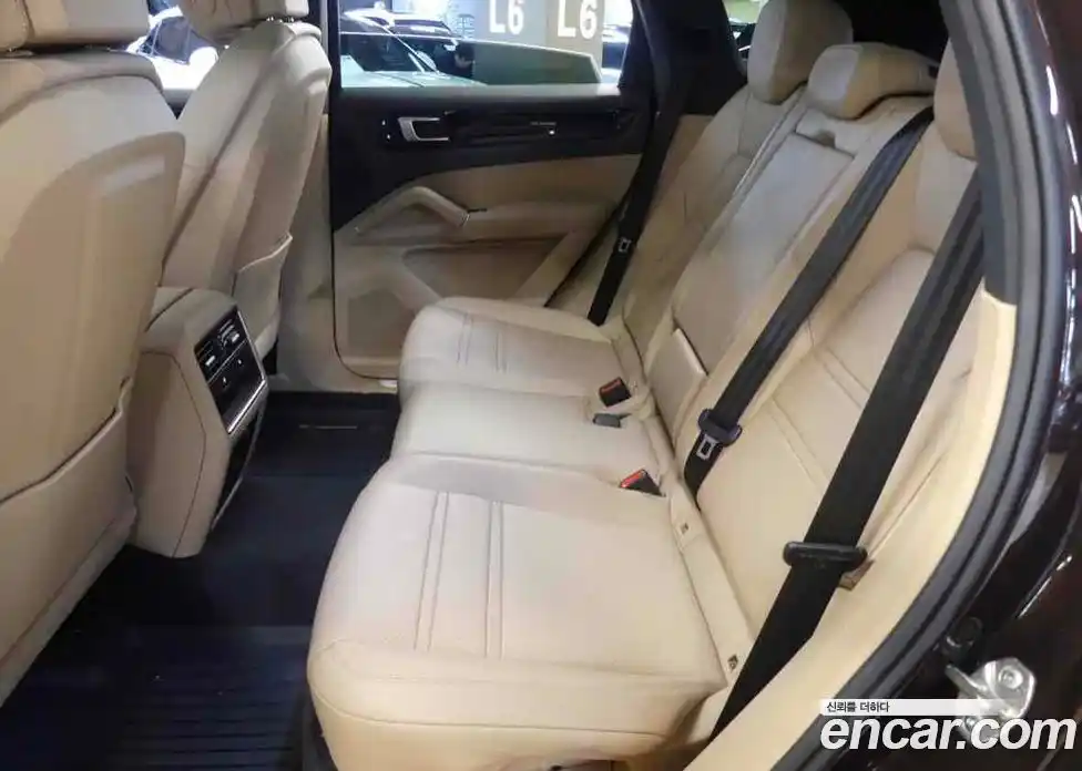 Porsche Cayenne 2019 3.0 гидро в Москве № 1250445, фото 18