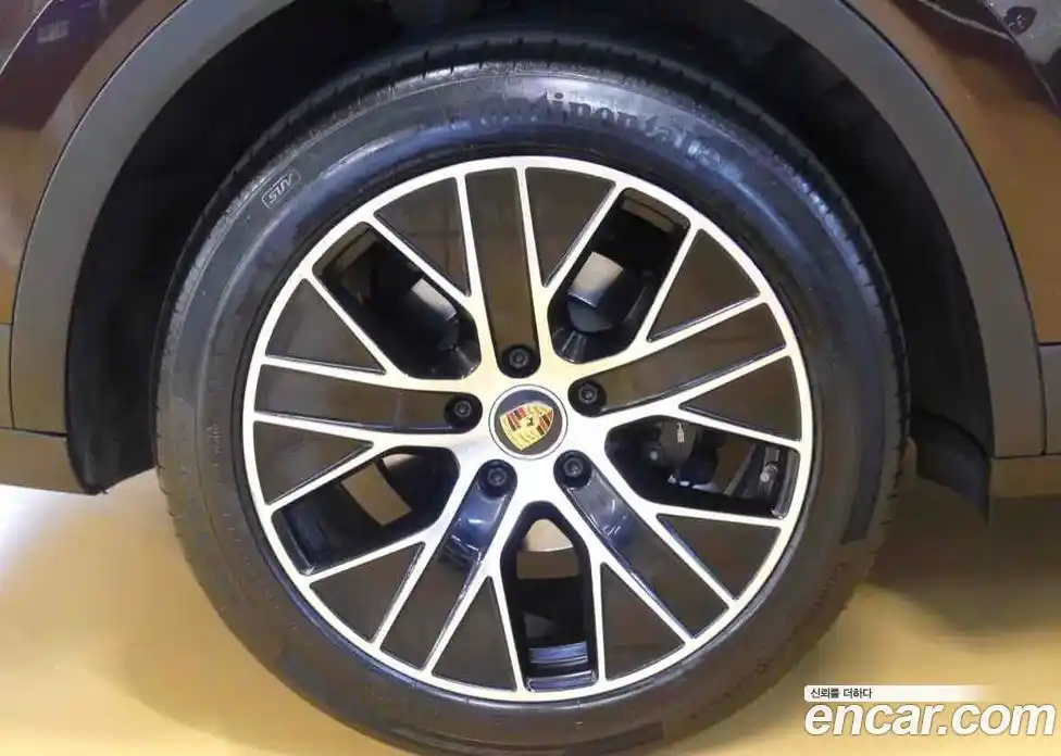 Porsche Cayenne 2019 3.0 гидро в Москве № 1250445, фото 9