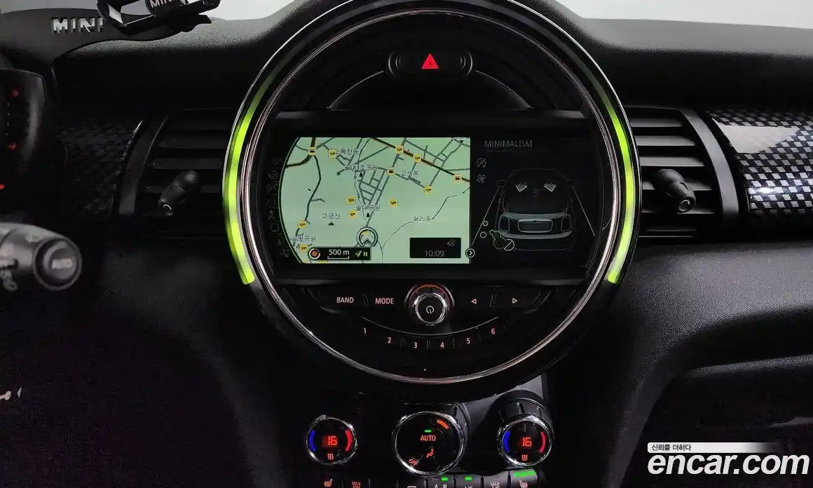 Mini Cooper 2015 2.0 гидро в Москве № 1250869, фото 12
