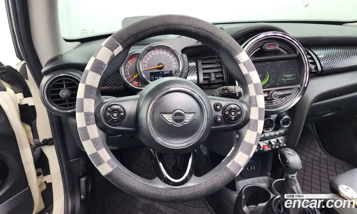 Mini Cooper 2015 2.0 гидро в Москве № 1250869, фото 14
