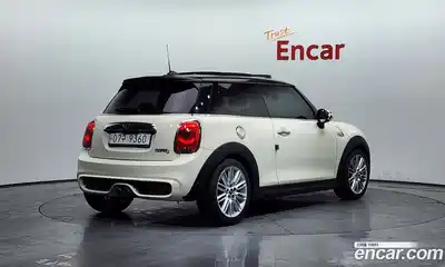 Mini Cooper 2015 2.0 гидро в Москве № 1250869, миниатюра 2