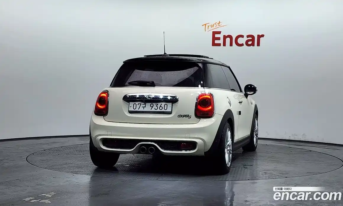 Mini Cooper 2015 2.0 гидро в Москве № 1250869, фото 4