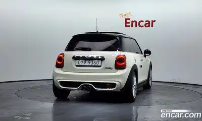 Mini Cooper 2015 2.0 гидро в Москве № 1250869, миниатюра 4