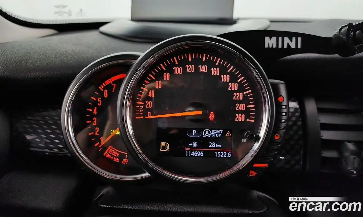 Mini Cooper 2015 2.0 гидро в Москве № 1250869, фото 8