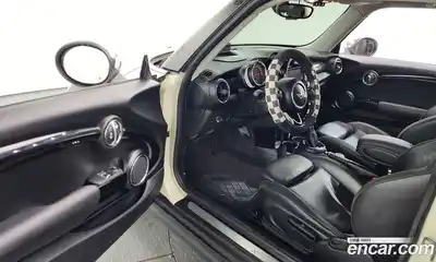 Mini Cooper 2015 2.0 гидро в Москве № 1250869, миниатюра 10