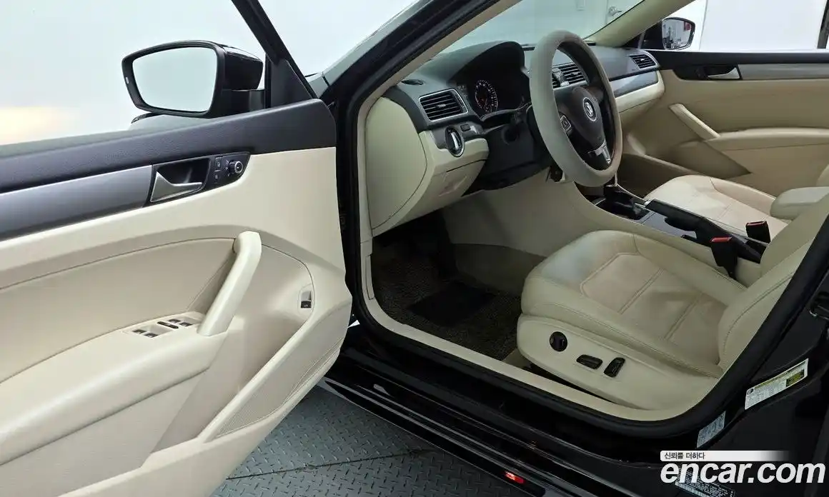 Volkswagen Passat 2014 1.8 гидро в Москве № 1251185, фото 11