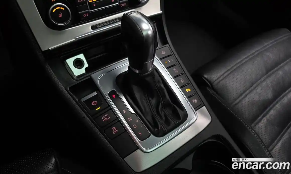 Volkswagen CC 2011 2.0 гидро в Москве № 1251384, фото 8
