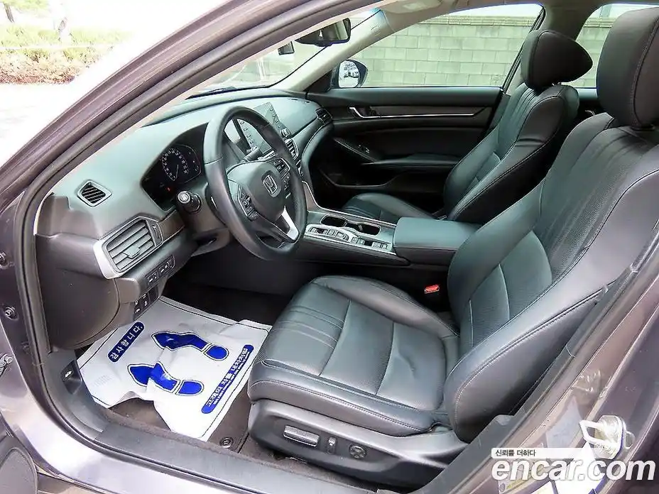 Honda Accord 2018 2.0 гидро в Москве № 1252383, фото 5