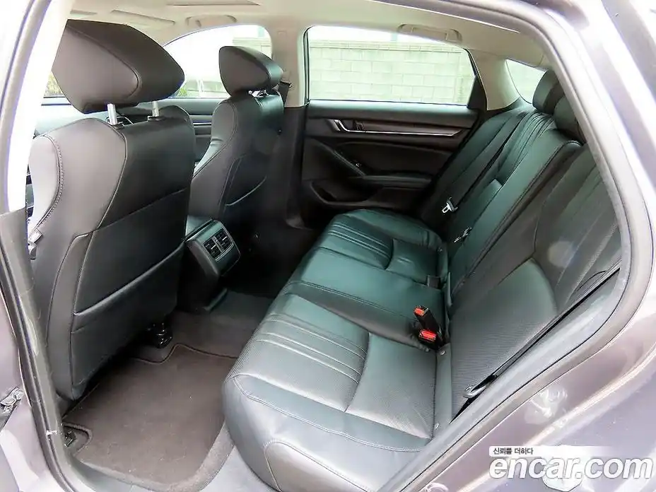 Honda Accord 2018 2.0 гидро в Москве № 1252383, фото 6