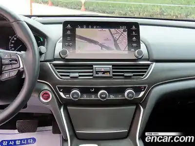 Honda Accord 2018 2.0 гидро в Москве № 1252383, миниатюра 10