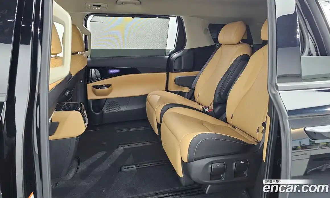 Kia Canival 2023 2.2 Автомат в Москве № 1278187, фото 12