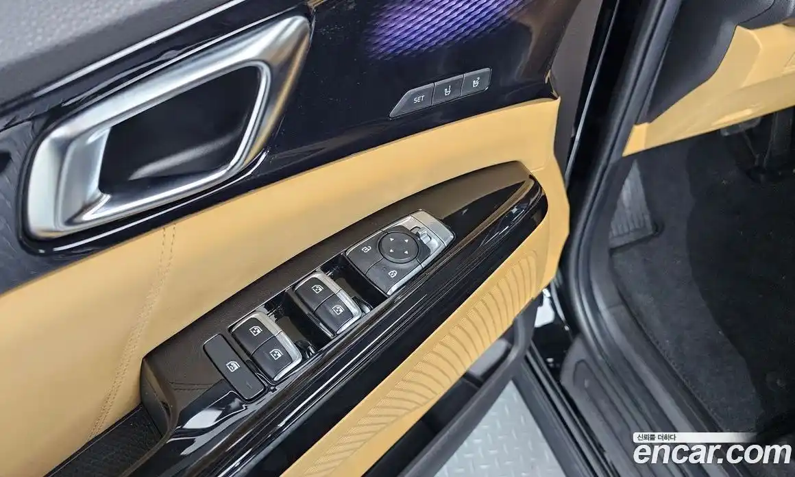 Kia Canival 2023 2.2 Автомат в Москве № 1278187, фото 16