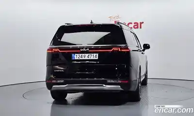 Kia Canival 2023 2.2 Автомат в Москве № 1278187, миниатюра 4