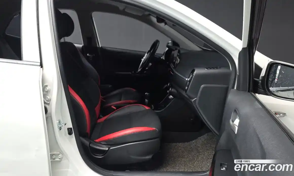 Kia Morning 2022 1.0 Автомат в Москве № 1278224, фото 11