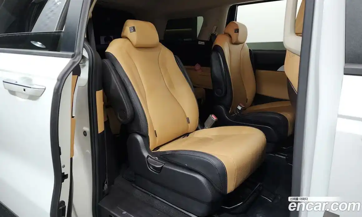 Kia Canival 2022 2.2 Автомат в Москве № 1278256, фото 12