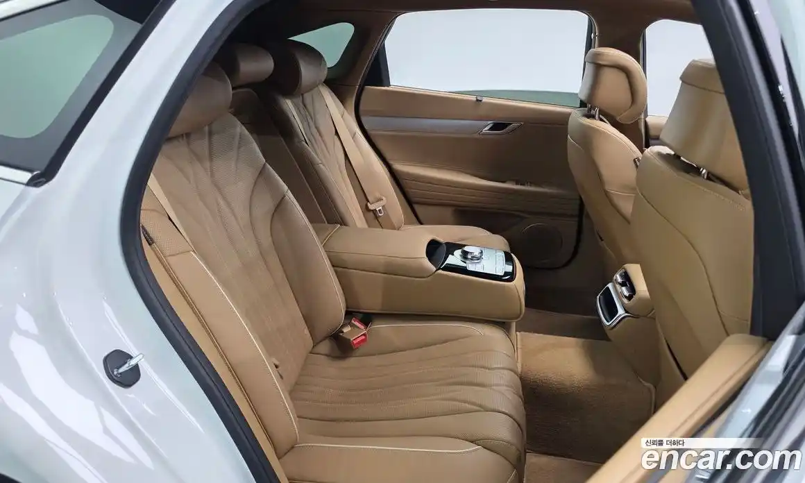 Genesis G80 2024 2.5 Автомат в Москве № 1278261, фото 11