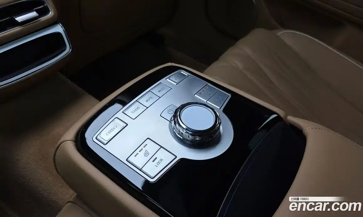 Genesis G80 2024 2.5 Автомат в Москве № 1278261, фото 16