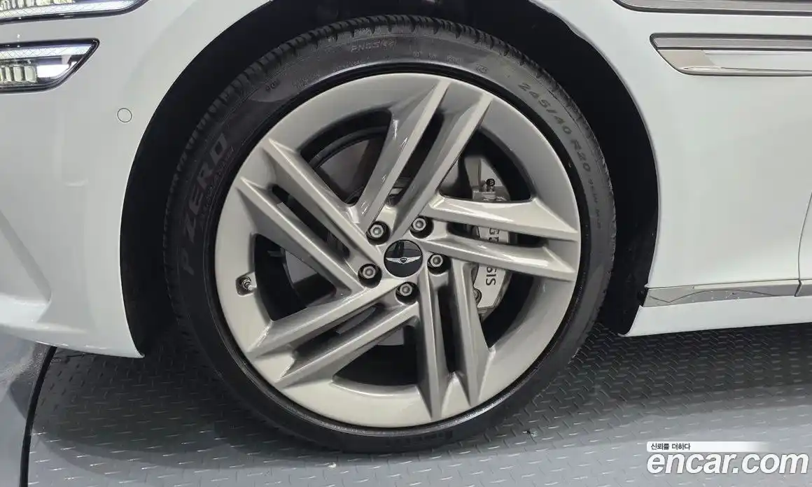 Genesis G80 2024 2.5 Автомат в Москве № 1278261, фото 4