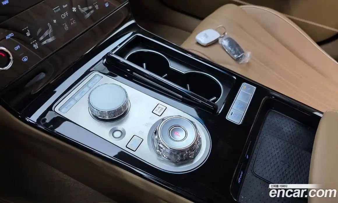 Genesis G80 2024 2.5 Автомат в Москве № 1278261, фото 8