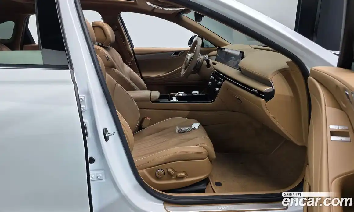 Genesis G80 2024 2.5 Автомат в Москве № 1278261, фото 9