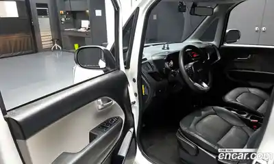 Kia Ray 2023 1.0 Автомат в Москве № 1278287, миниатюра 11