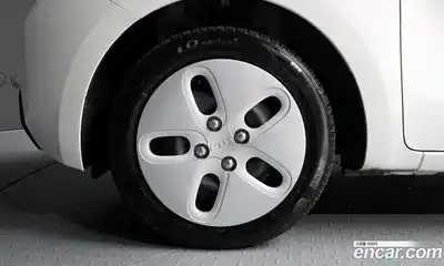 Kia Ray 2023 1.0 Автомат в Москве № 1278287, миниатюра 5