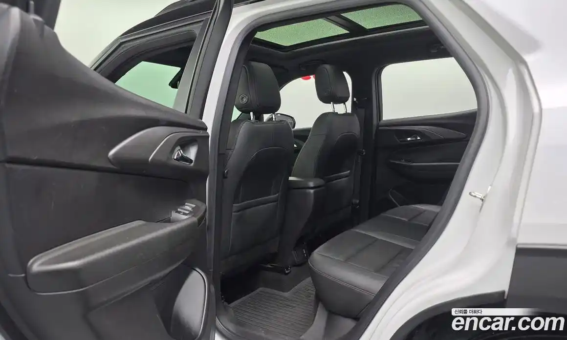 Chevrolet TrailBlazer 2022 1.3 Автомат в Москве № 1278711, фото 17