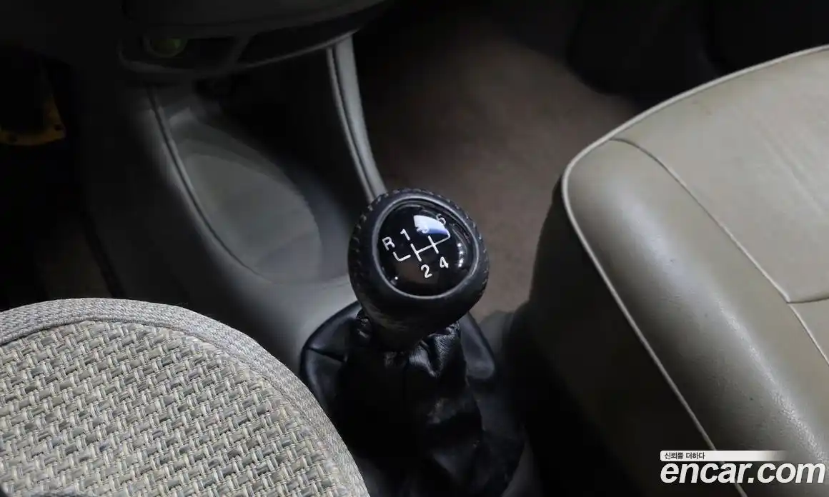 Chevrolet Rezzo 2002 2.0 механика в Москве № 1278887, фото 9