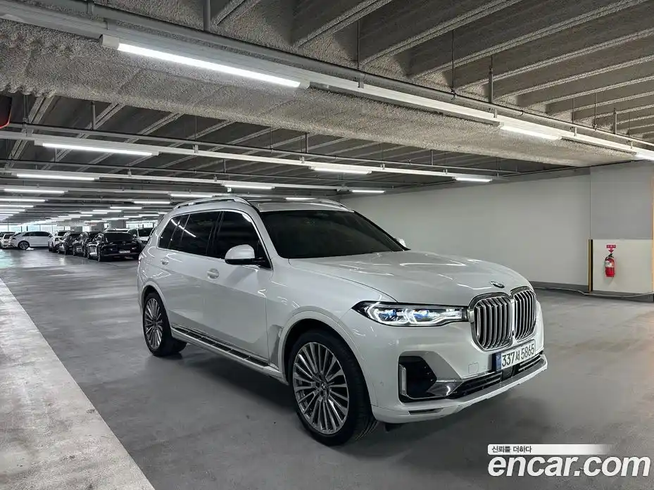 BMW X7 2021 3.0 гидро в Москве № 1279178, фото 5