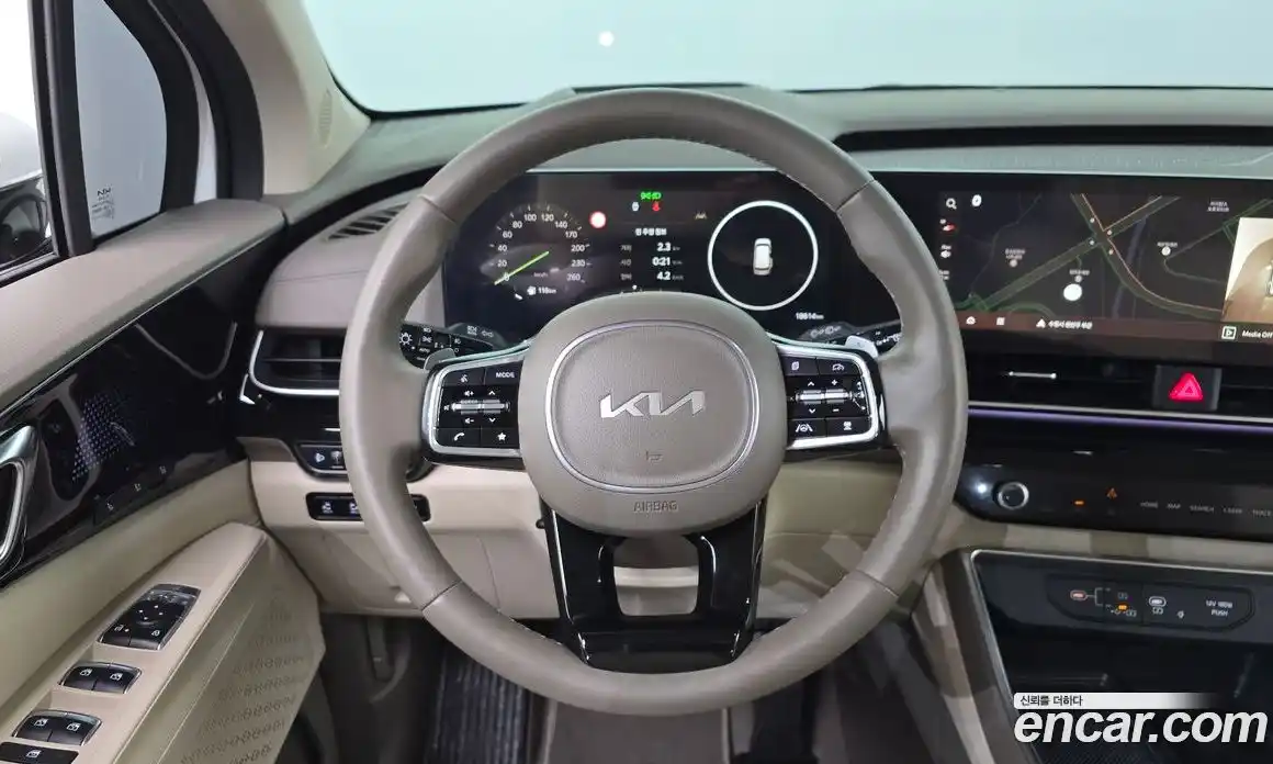 Kia Canival 2024 2.2 Автомат в Москве № 1279342, фото 13