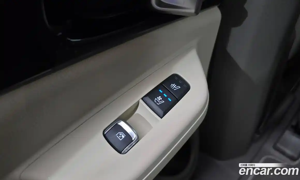 Kia Canival 2024 2.2 Автомат в Москве № 1279342, фото 19