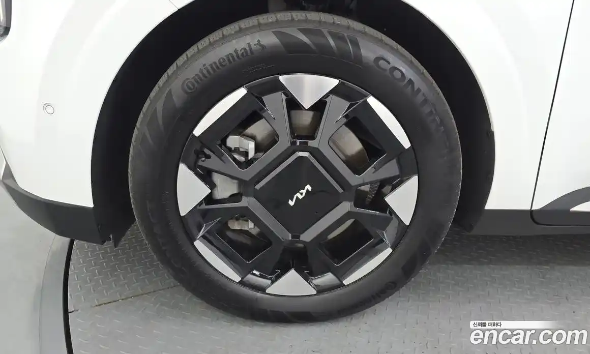 Kia Canival 2024 2.2 Автомат в Москве № 1279342, фото 5