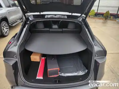 Tesla Model Y 2025 гидро в Москве № 1281334, миниатюра 12