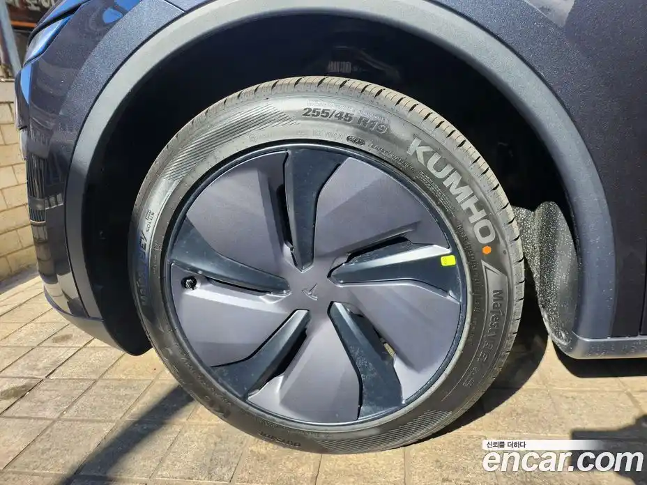 Tesla Model Y 2026 гидро в Москве № 1281335, фото 19