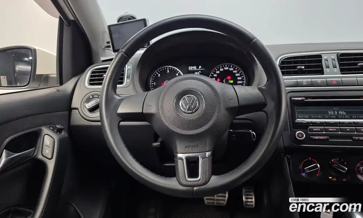 Volkswagen Polo 2013 1.6 гидро в Москве № 1281551, фото 13