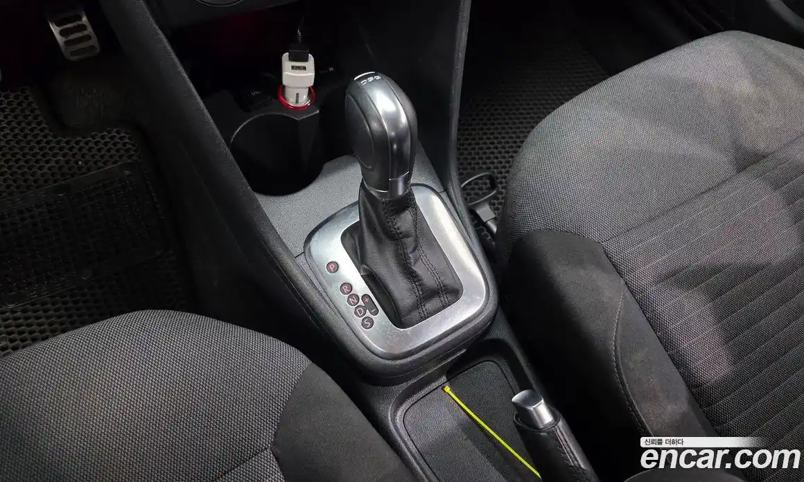 Volkswagen Polo 2013 1.6 гидро в Москве № 1281551, фото 9