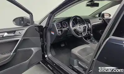 Volkswagen Golf 2015 2.0 гидро в Москве № 1281680, миниатюра 10