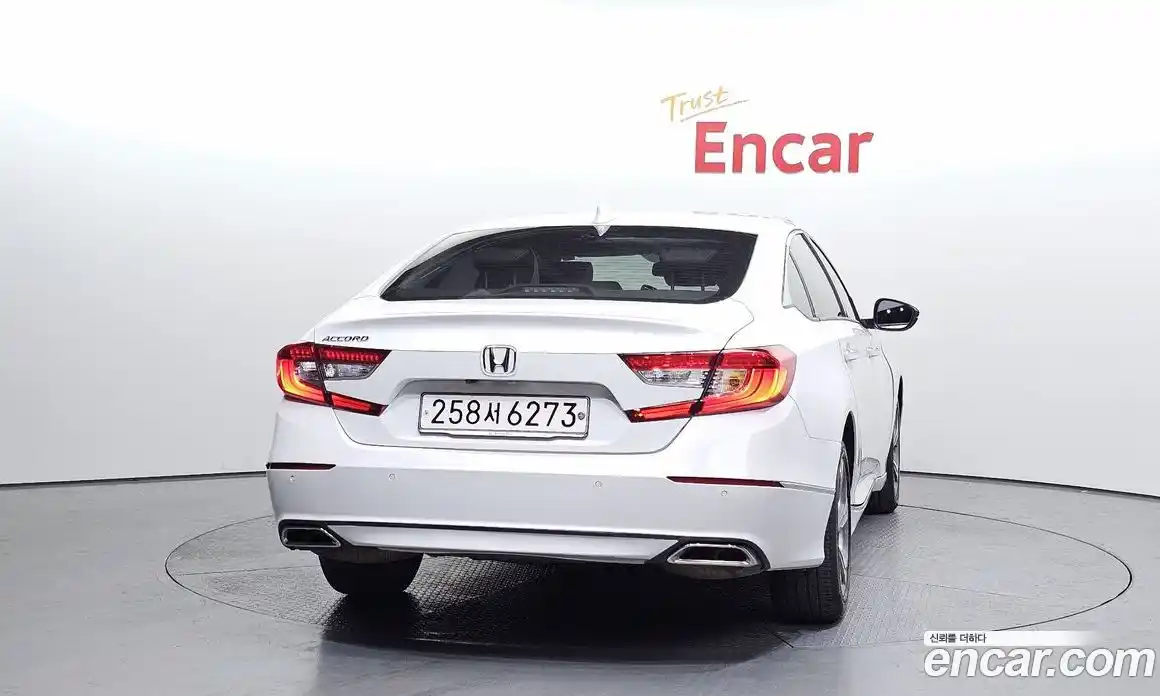 Honda Accord 2019 1.5 гидро в Москве № 1282294, фото 4
