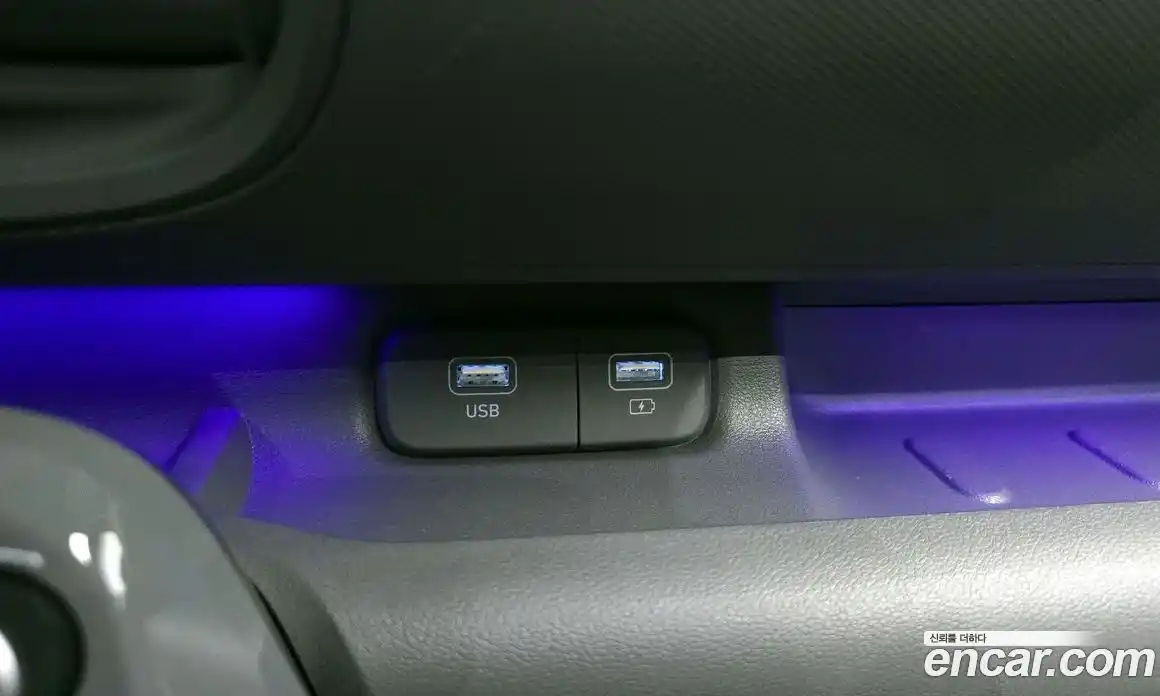 Hyundai Casper 2023 1.0 Автомат в Москве № 1288492, фото 16