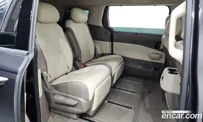 Kia Canival 2025 3.5 Автомат в Москве № 1288855, миниатюра 11