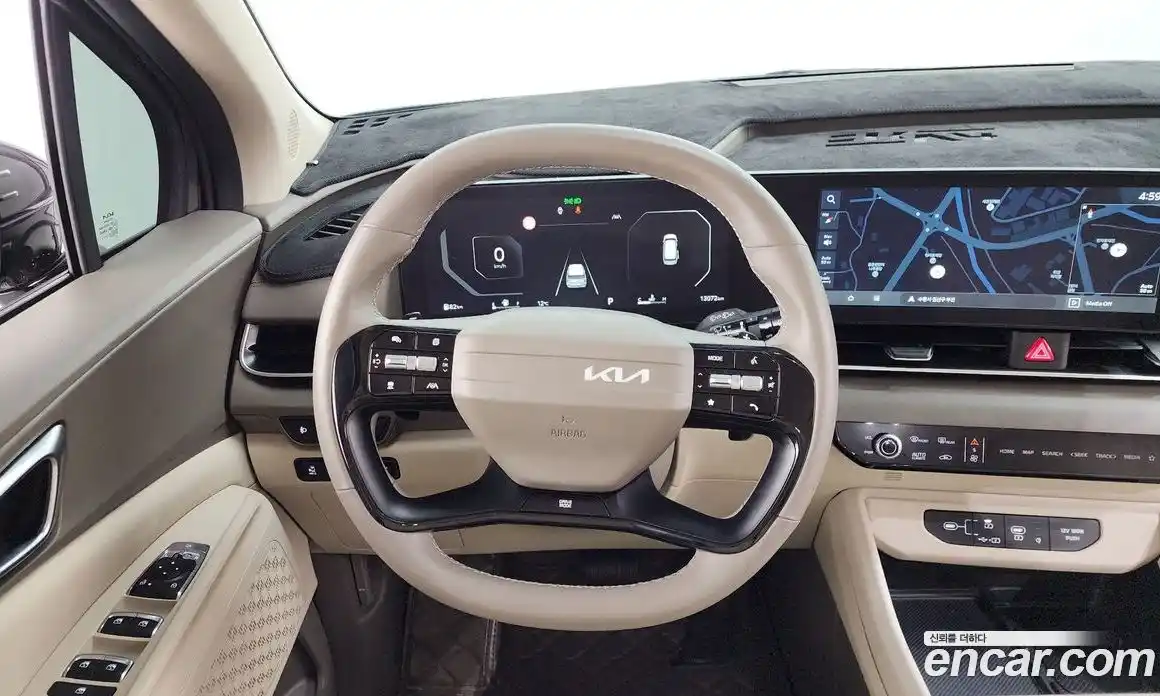 Kia Canival 2025 3.5 Автомат в Москве № 1288855, фото 12