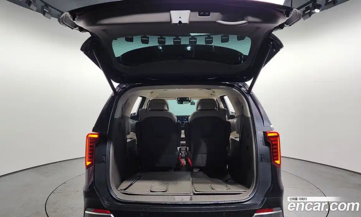 Kia Canival 2025 3.5 Автомат в Москве № 1288855, фото 20