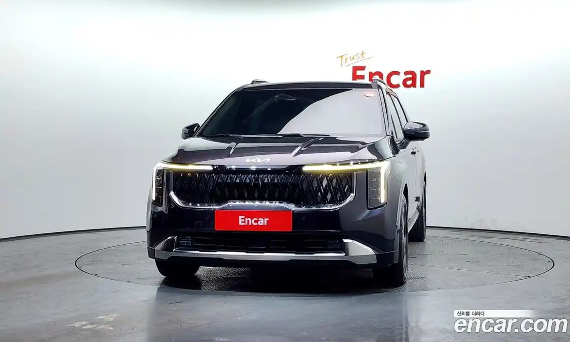 Kia Canival 2025 3.5 Автомат в Москве № 1288855, фото 3