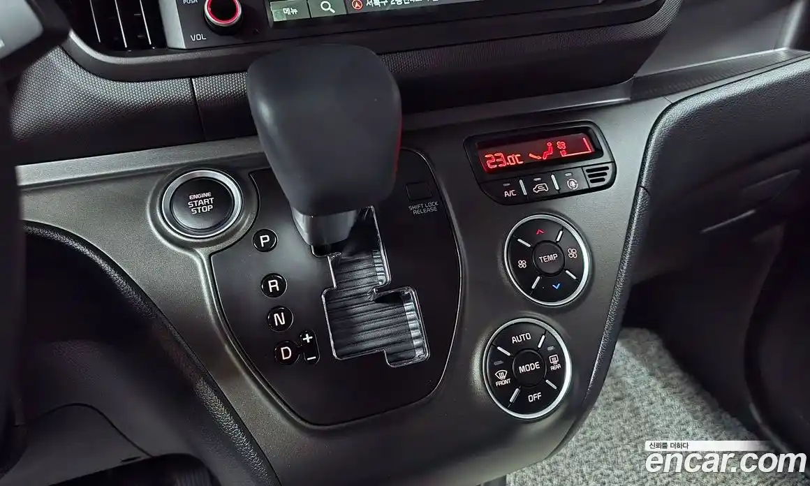 Kia Ray 2024 1.0 Автомат в Москве № 1288882, фото 9