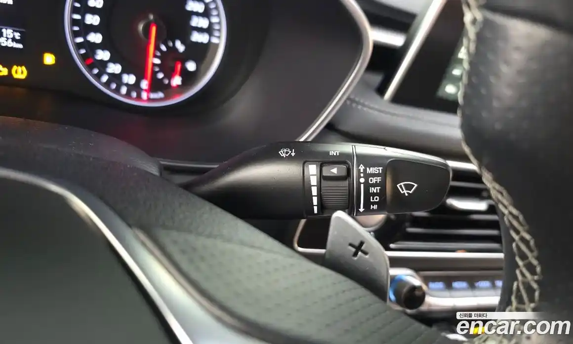 Genesis G70 2018 2.0 Автомат в Москве № 1289116, фото 18